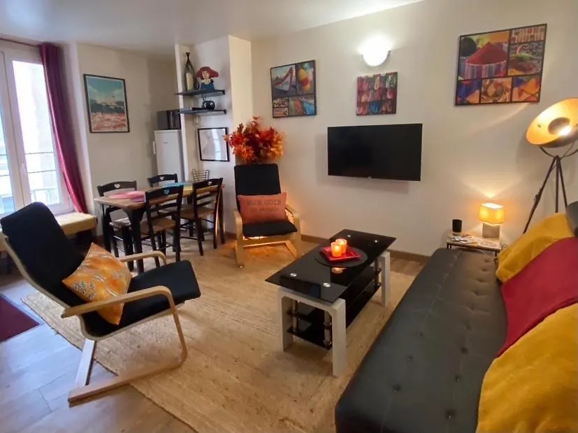 Number 1 Place Pyrene, 2 Bedroom Duplex, Luxury Apartment Foix 0*,